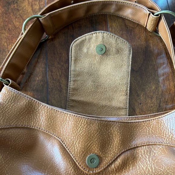 Matt & Nat Hobo/Shoulder Bag - Picture 3 of 8